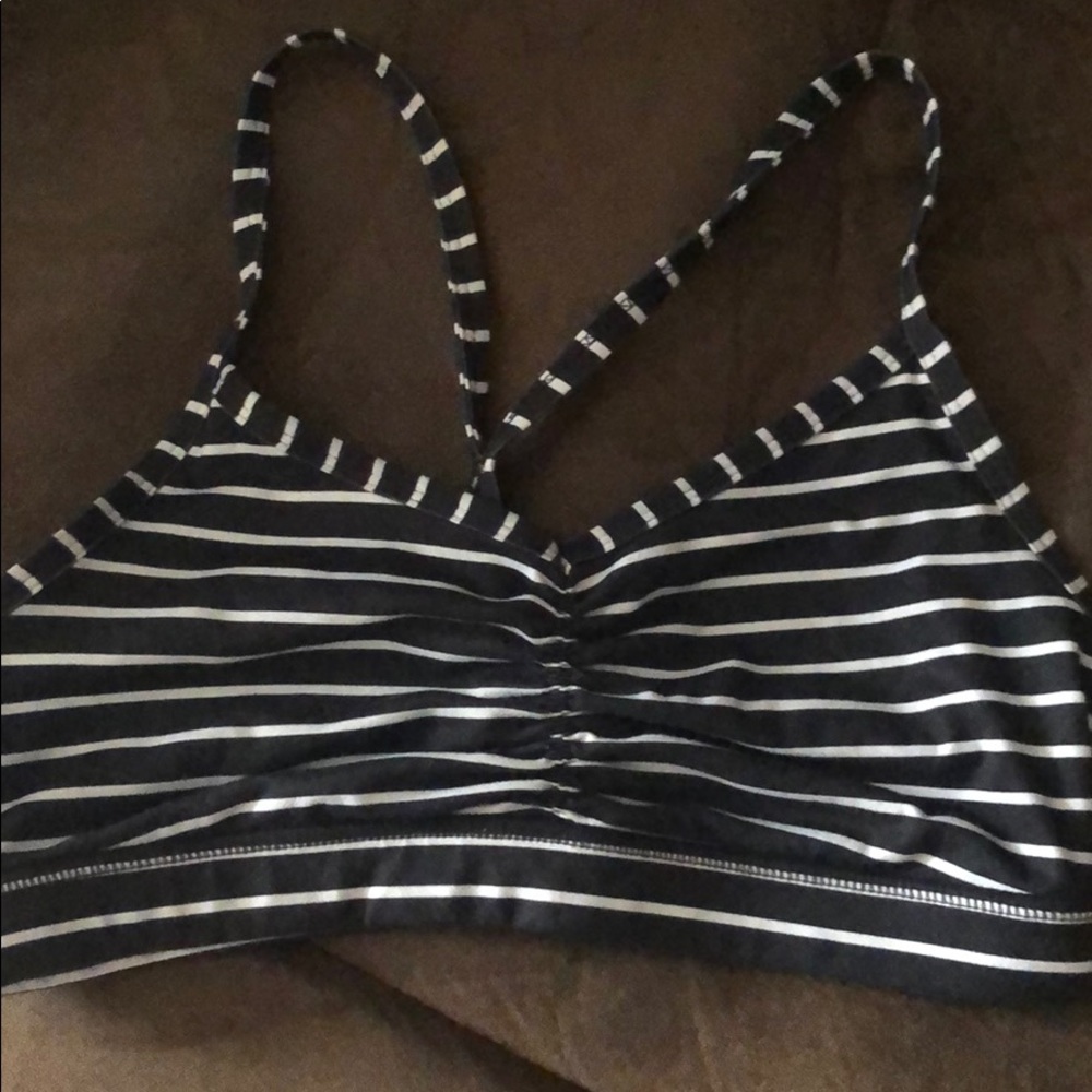 Old Navy active striped sports bra